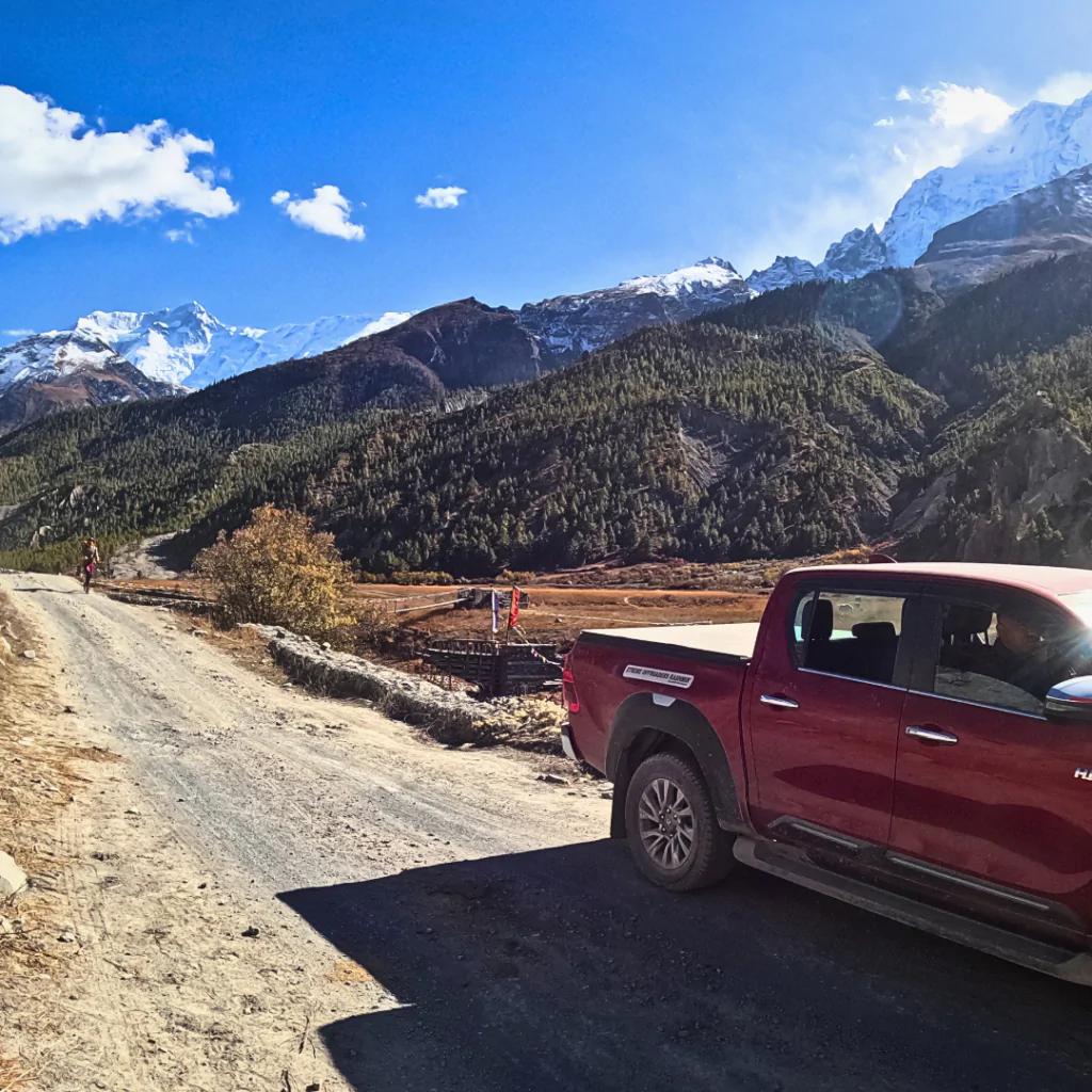 Manang 4x4 suv self-drive and motorcycle tour